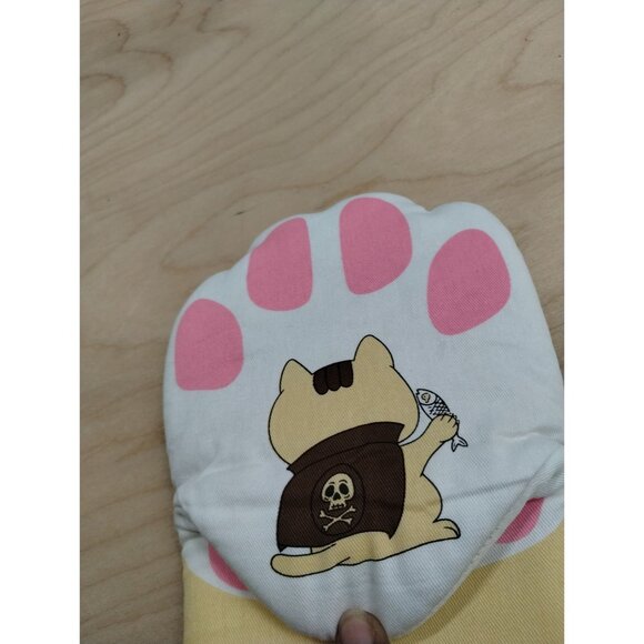 Kitty Cat Paw Claw Oven Mitt | Perfect Gift for Cat Lovers - Picture 5 of 8